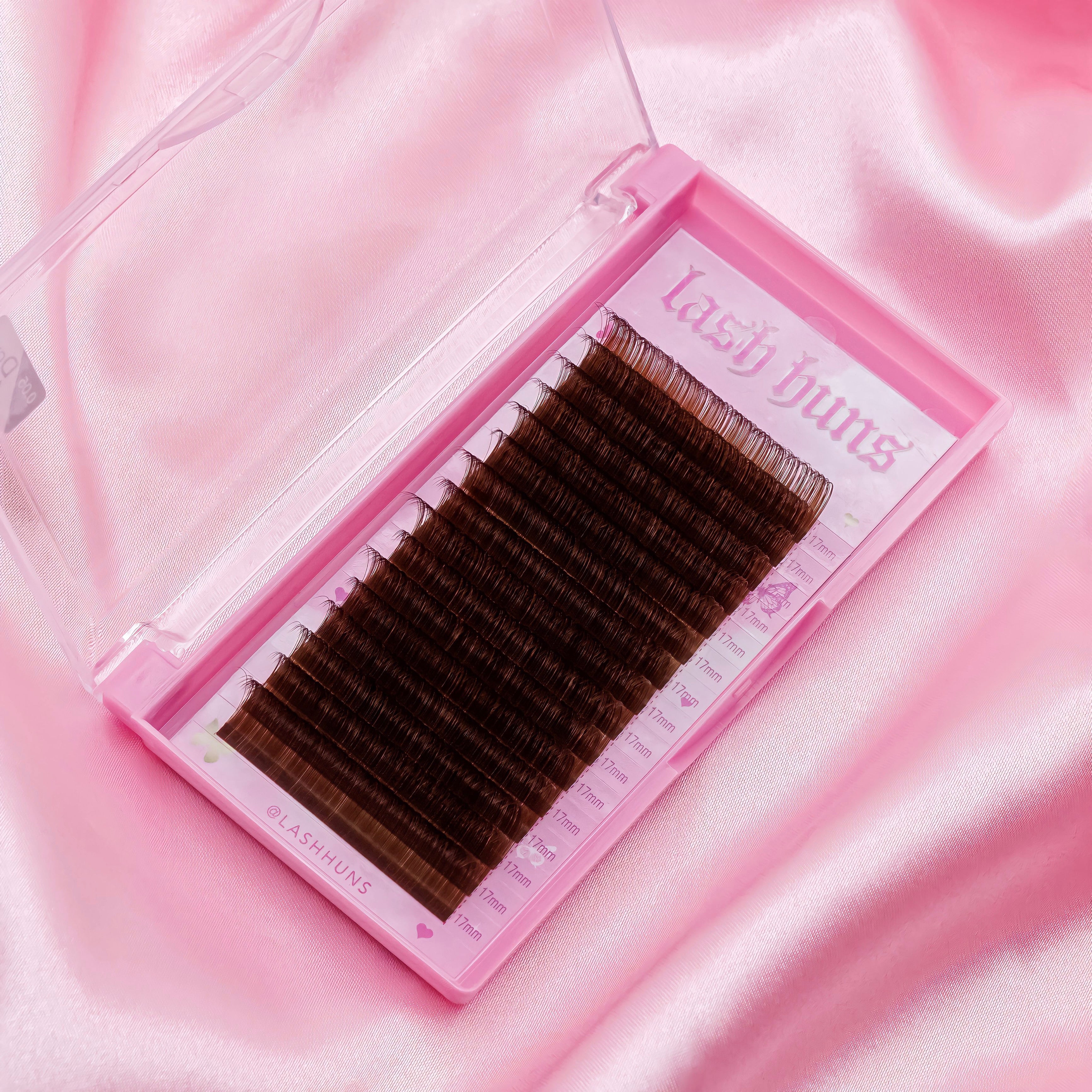 END OF LINE Brown Lashes