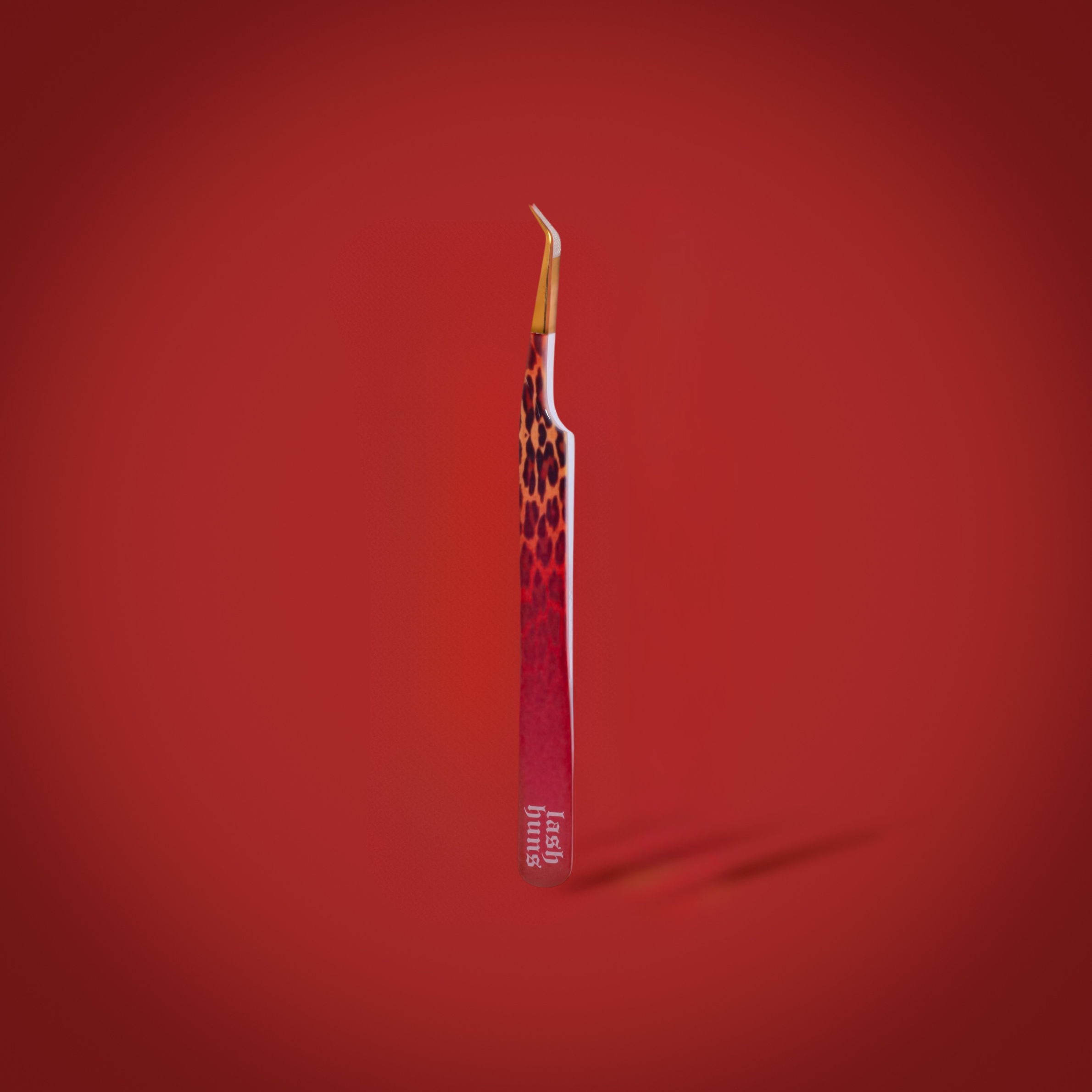 Lucky Girl SIS-Fibre Grip Lash Tweezer-(Angled Isolation)