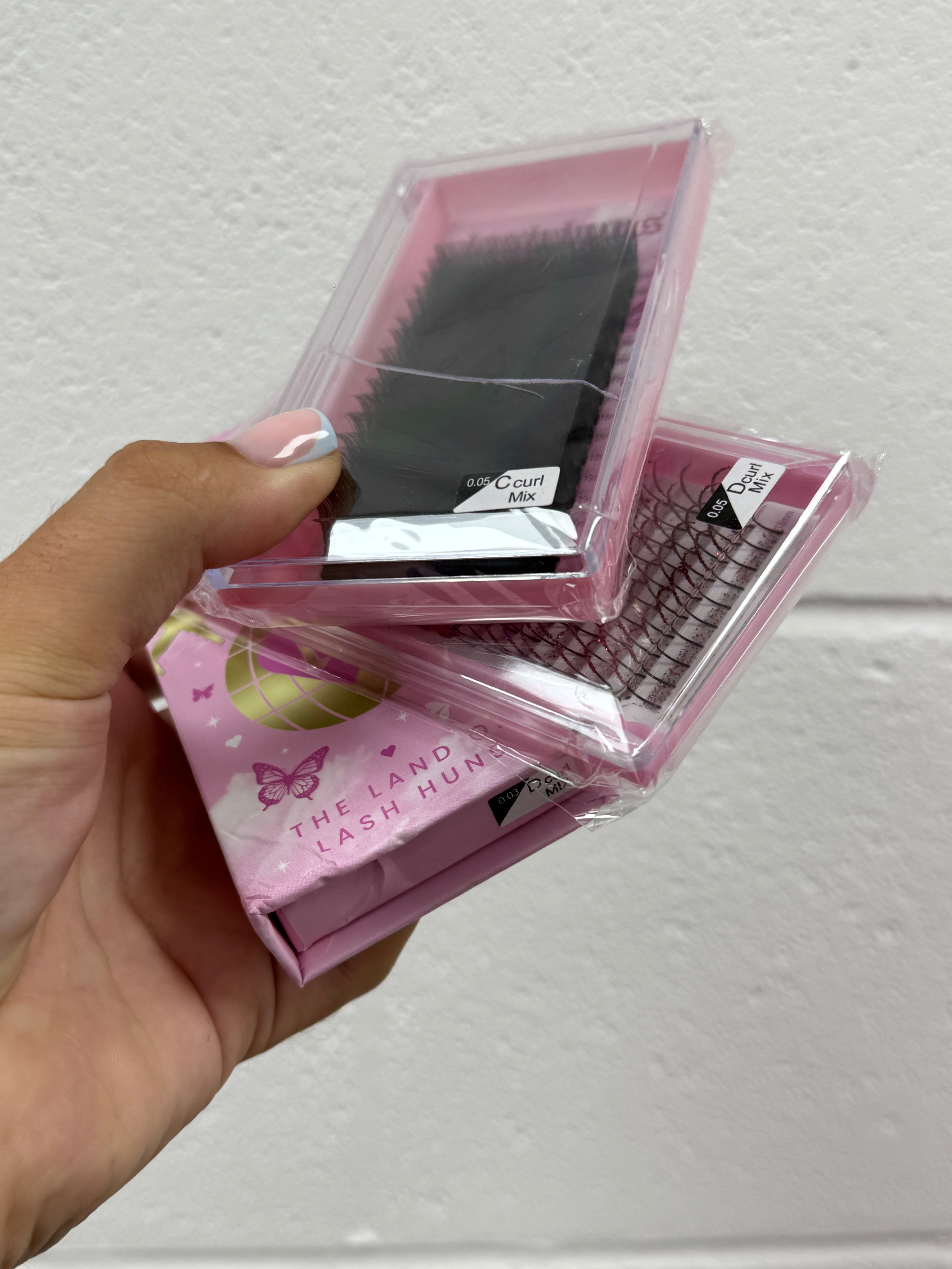 PERFECTLY IMPERFECT - Lash Trays